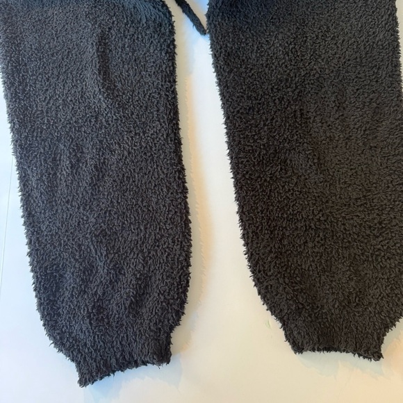 SKIMS Cozy Cropped Pullover + Jogger Set - Picture 6 of 8